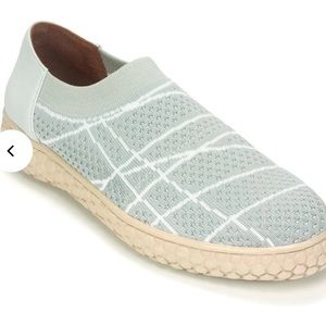 L’Amour DesPieds Zohndra Slip On Shoes